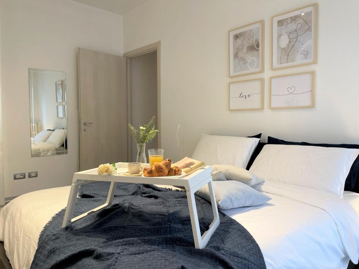 Appartamento Casa a 20 minuti da Duomo Milano Esterno foto